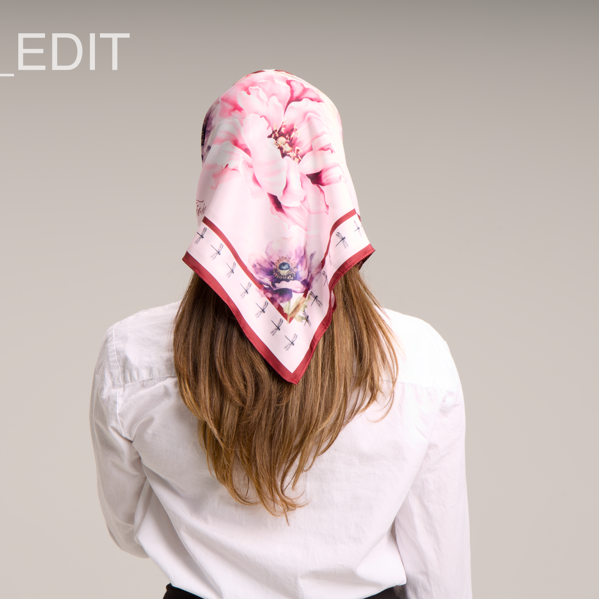 Printed floral pink Scarf